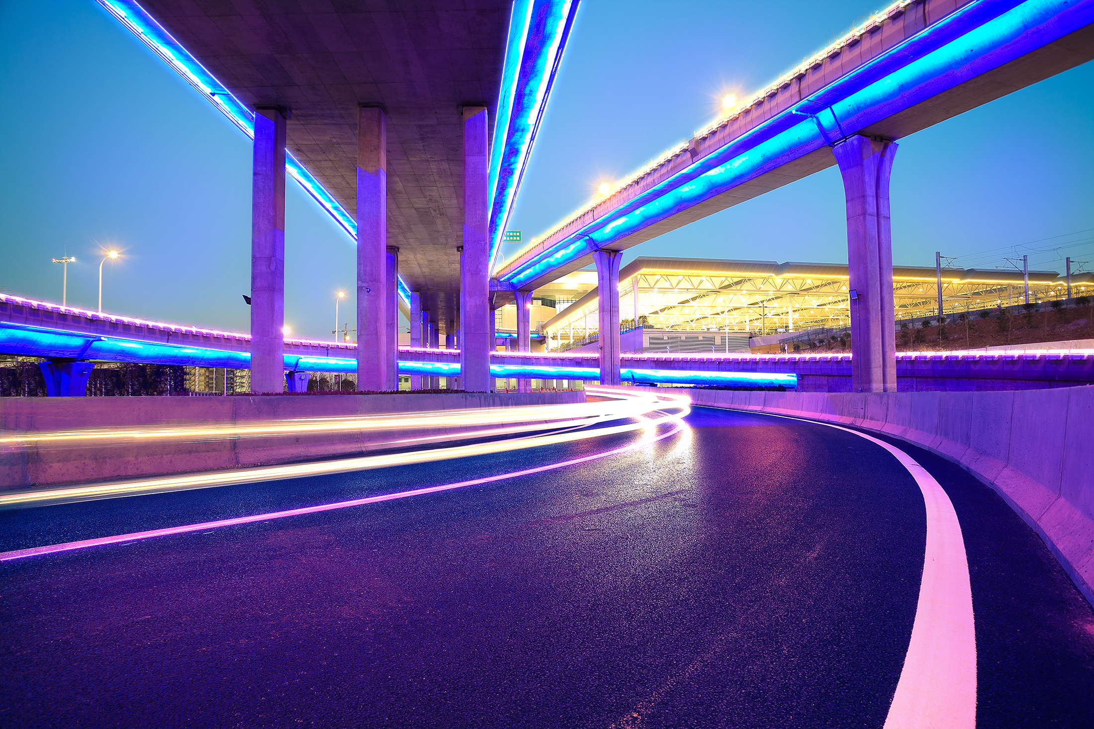 bridge purple roadway  2021-10-4